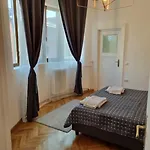 Cozy Near Center Bucharest