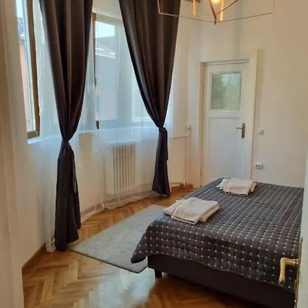 Cozy Near Center Bukarest