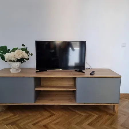 Apartment Cozy Near Center