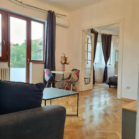 Cozy Near Center * Bucharest